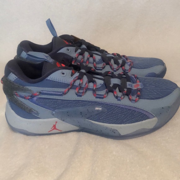 Jordan Luka 2 S polar/ bright crimson size 10.5 must have high demand shoe.